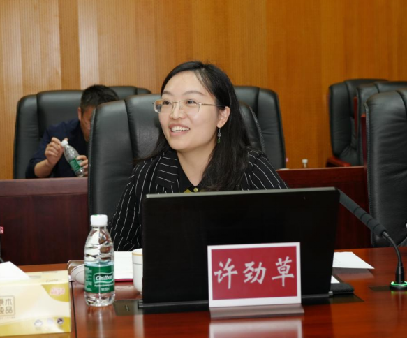 中国宋庆龄青少年科技文化交流中心体验中心副主任许劲草 中国宋庆龄青少年科技文化交流中心体验中心副主任许劲草